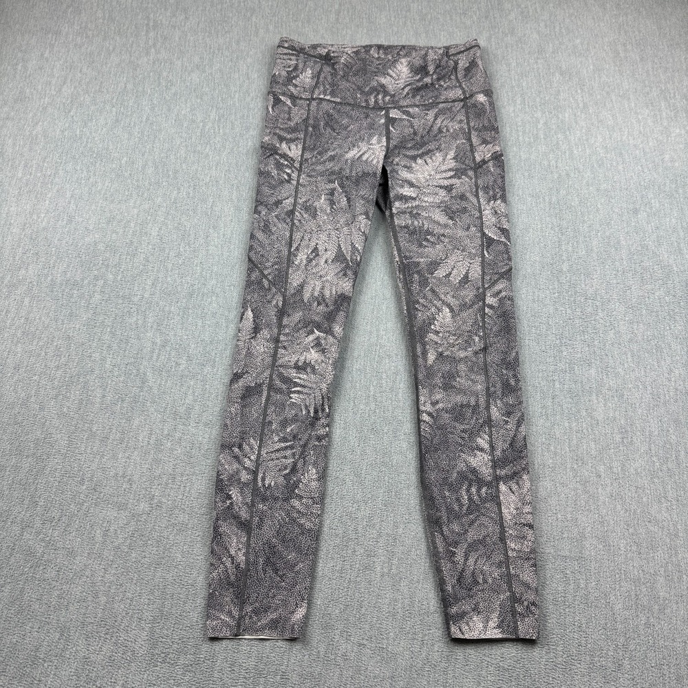 Lululemon Leggings Womens 6 Gray Leaves Fast Free 7/8 Tight Workout Gym Yoga